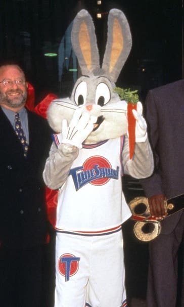 Daily Buzz: 'Space Jam 2' is news to LeBron, but he's game